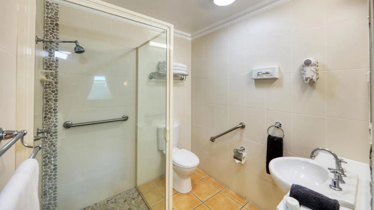 ****  Motel Carnarvon Roma Australia