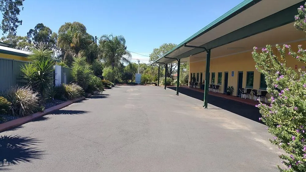 Motel Carnarvon Roma Australia