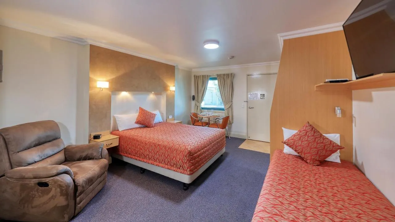 ****  Motel Carnarvon Roma Australia